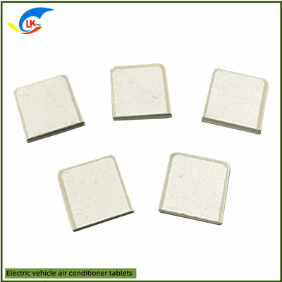 300V~650V Chip de calentador de termistor PTC rectangular para el aire acondicionado de vehículos eléctricos