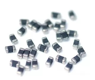Tamaño en miniatura NTC termistor SMD tipo RoSH compatible para soldadura por onda o reflujo